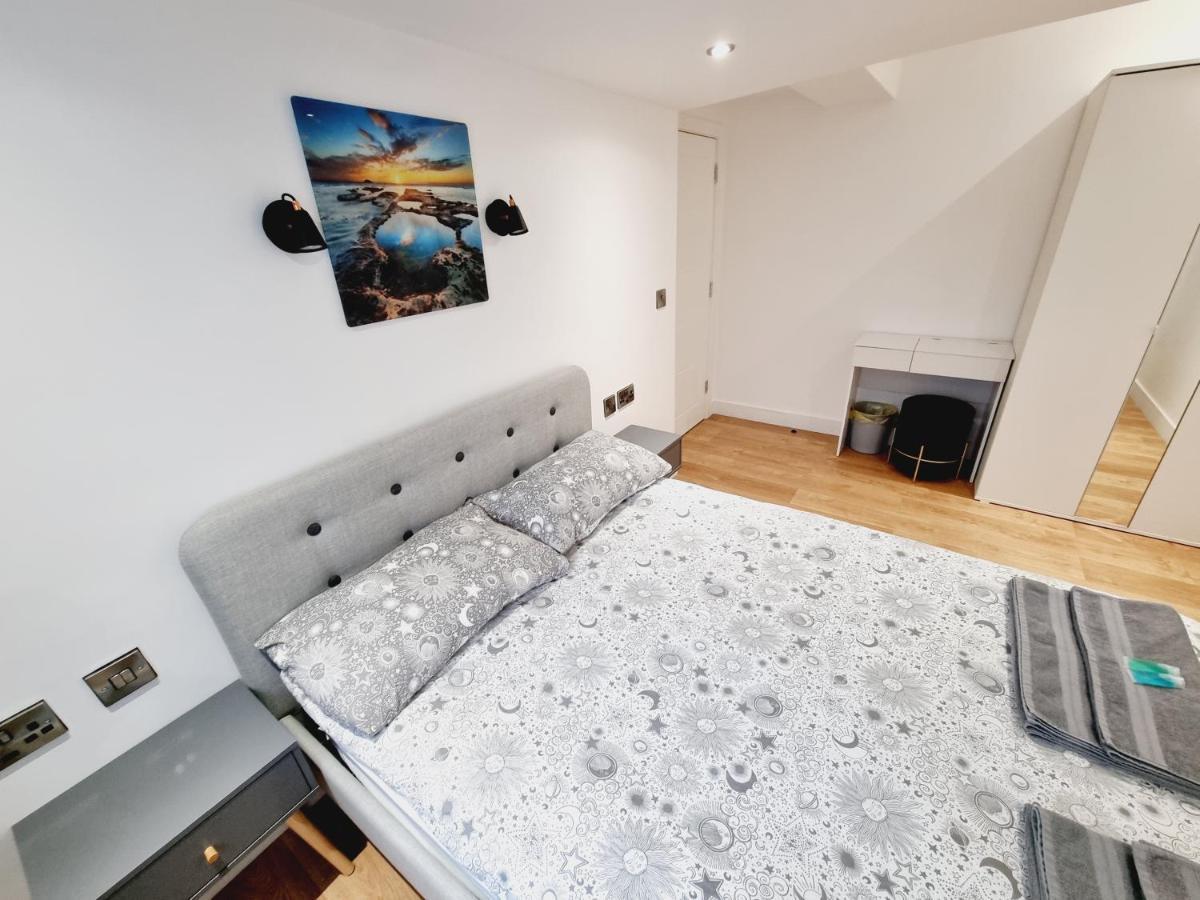 Lmk, Spacious 1 Bedroom Ground Floor Apartment, Ev Charger, Free Parking Wi-Fi, Great Location Belfast Extérieur photo